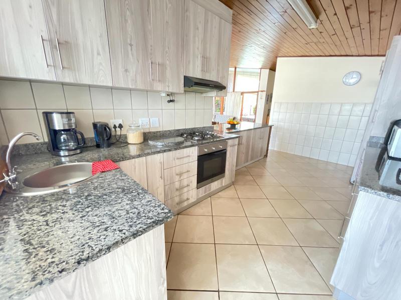 5 Bedroom Property for Sale in Amandelrug Western Cape